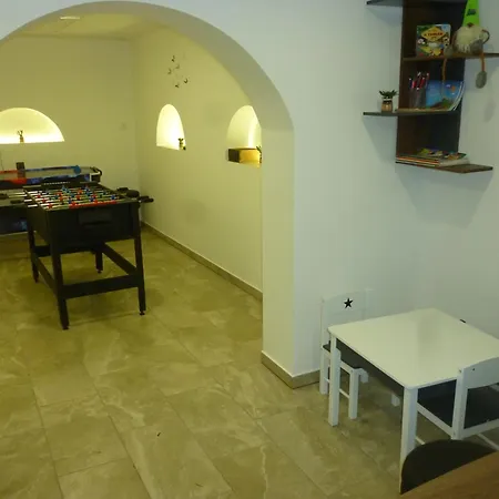 Vinceller Vendeghaz * Kiralyszentistvan
